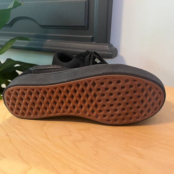 Black Suede Lace-up Vans (7) - Picture 3 of 3